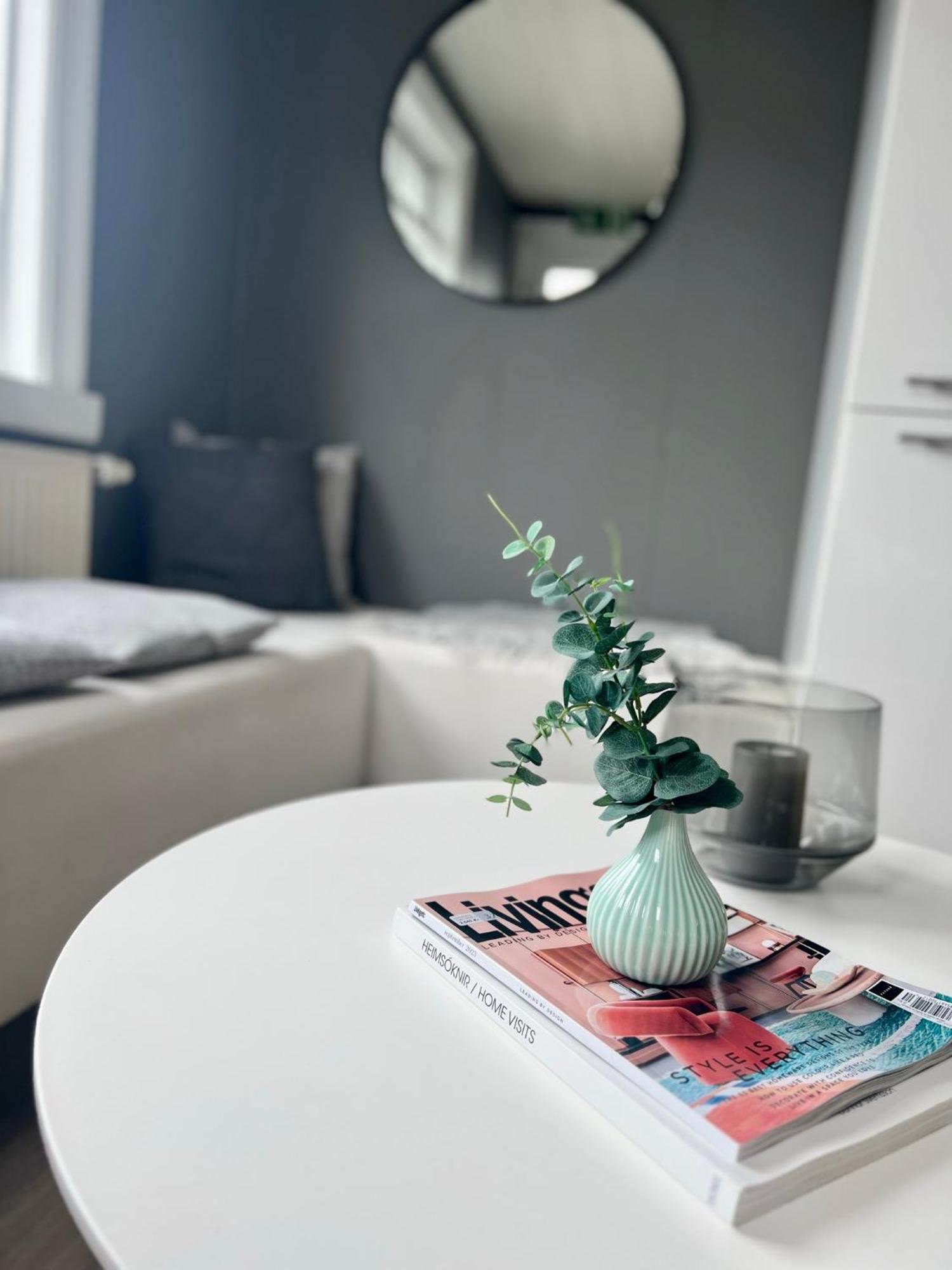 Lovely Penthouse Downtown With 3 Bedrooms อาคูเรย์รี ภายนอก รูปภาพ